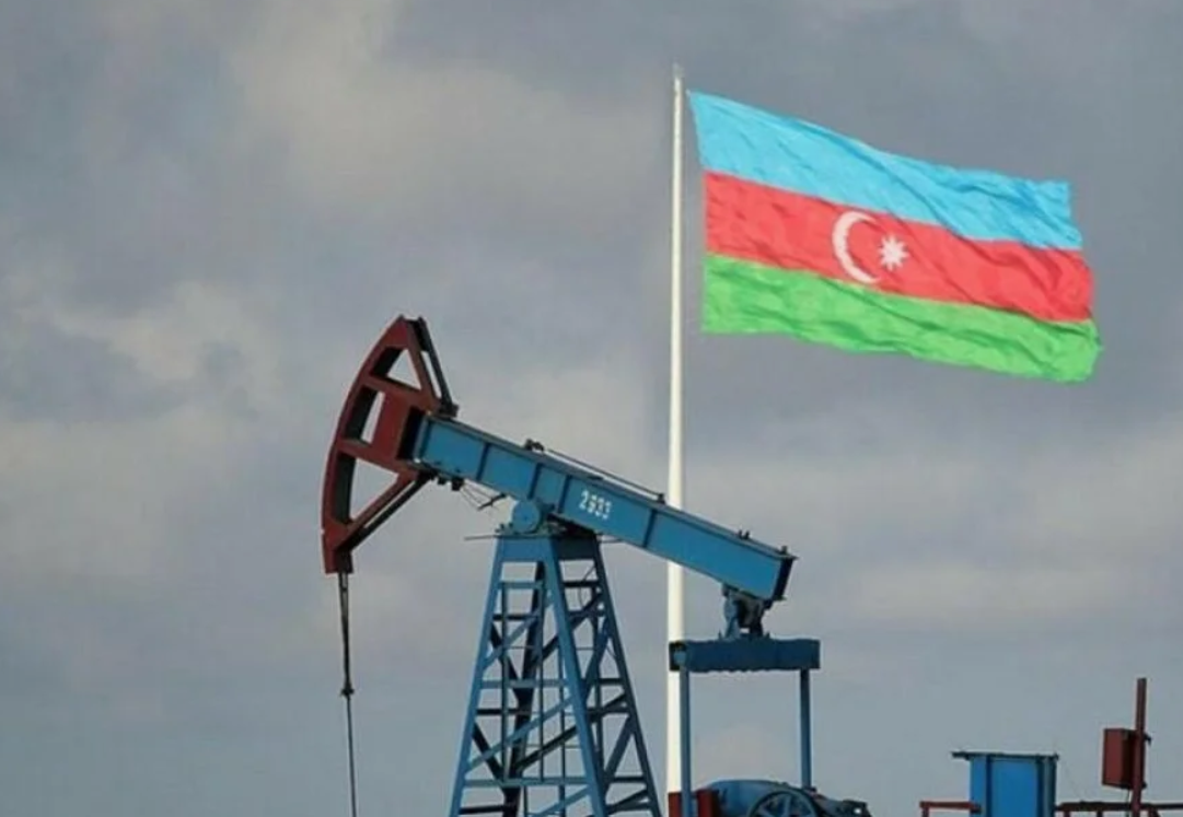Azərbaycan nefti cüzi ucuzlaşıb