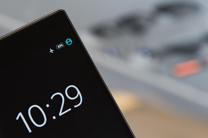 Niyə təyyarədə telefondan istifadə etmək olmaz?