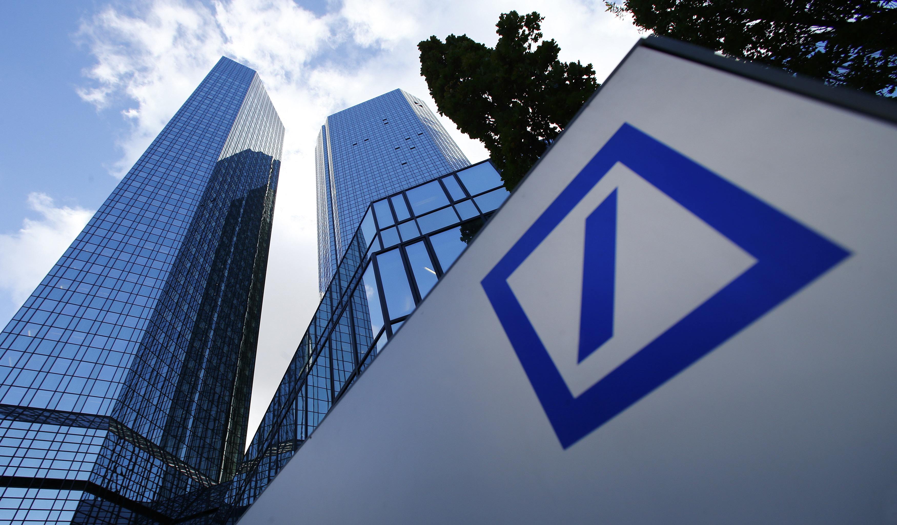Убыток Deutsche Bank в 2015 году составил €6,8 млрд 2