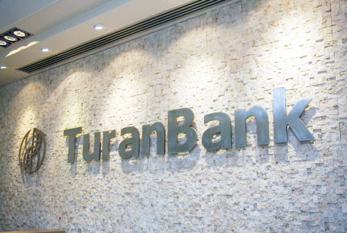 Turan Bank mənfəətini 11 min manat azaldıb