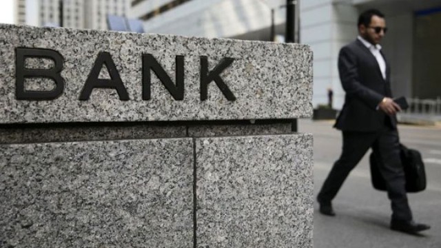 AMB-yə ən çox şikayət edilən banklar bağlana bilərmi? - Elman Sadıqov cavabladı