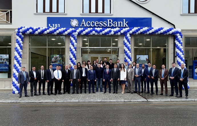 AccessBank regionlarda iştirakını möhkəmləndirir: Yeni filial artıq Qubada 
