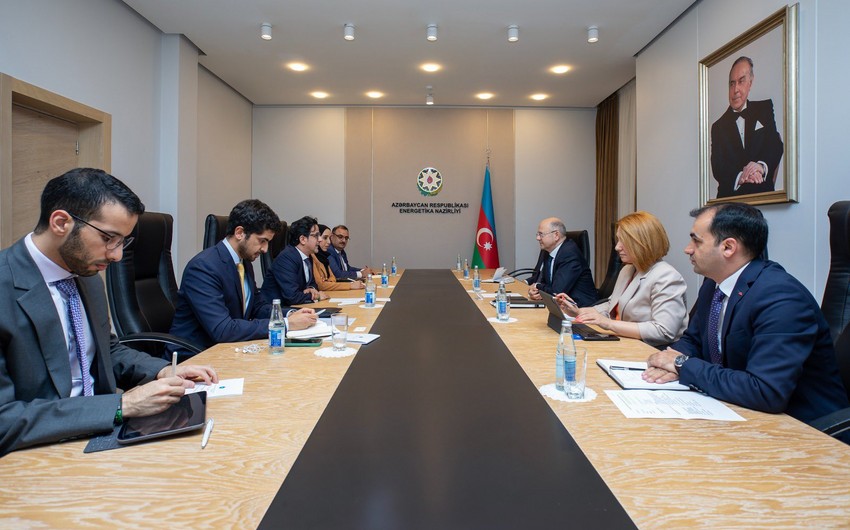Azərbaycan BƏƏ ilə enerji sahəsində yeni investisiya imkanlarını müzakirə edib