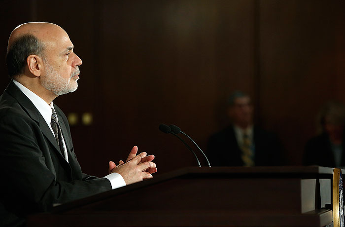 Bernanke 2014-cü ildə ABŞ iqtisadiyyatında yüksəliş müşahidə olunacağını iddia edir