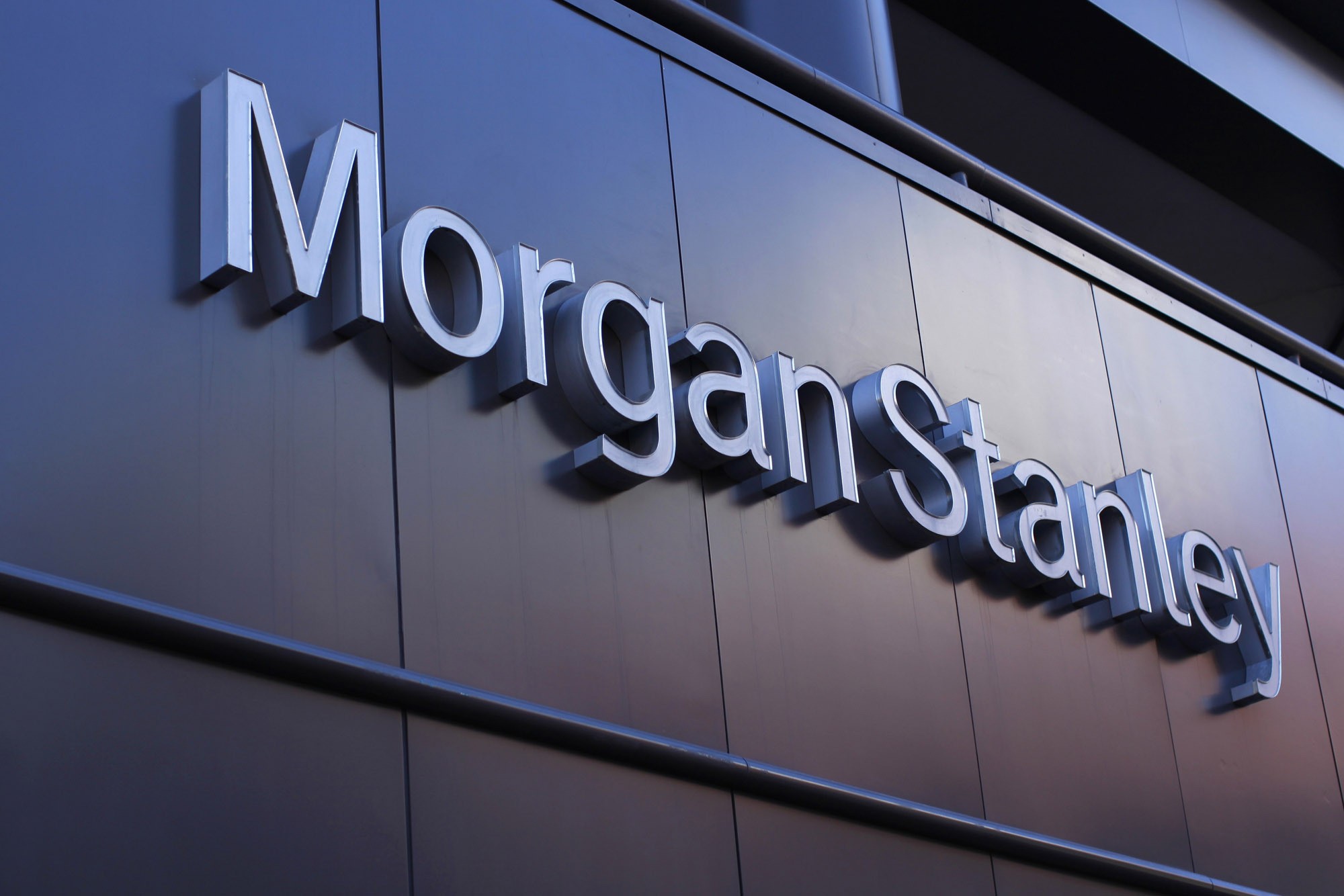 “Morgan Stanley” neftin qiymət və tələbat proqnozunu dəyişib