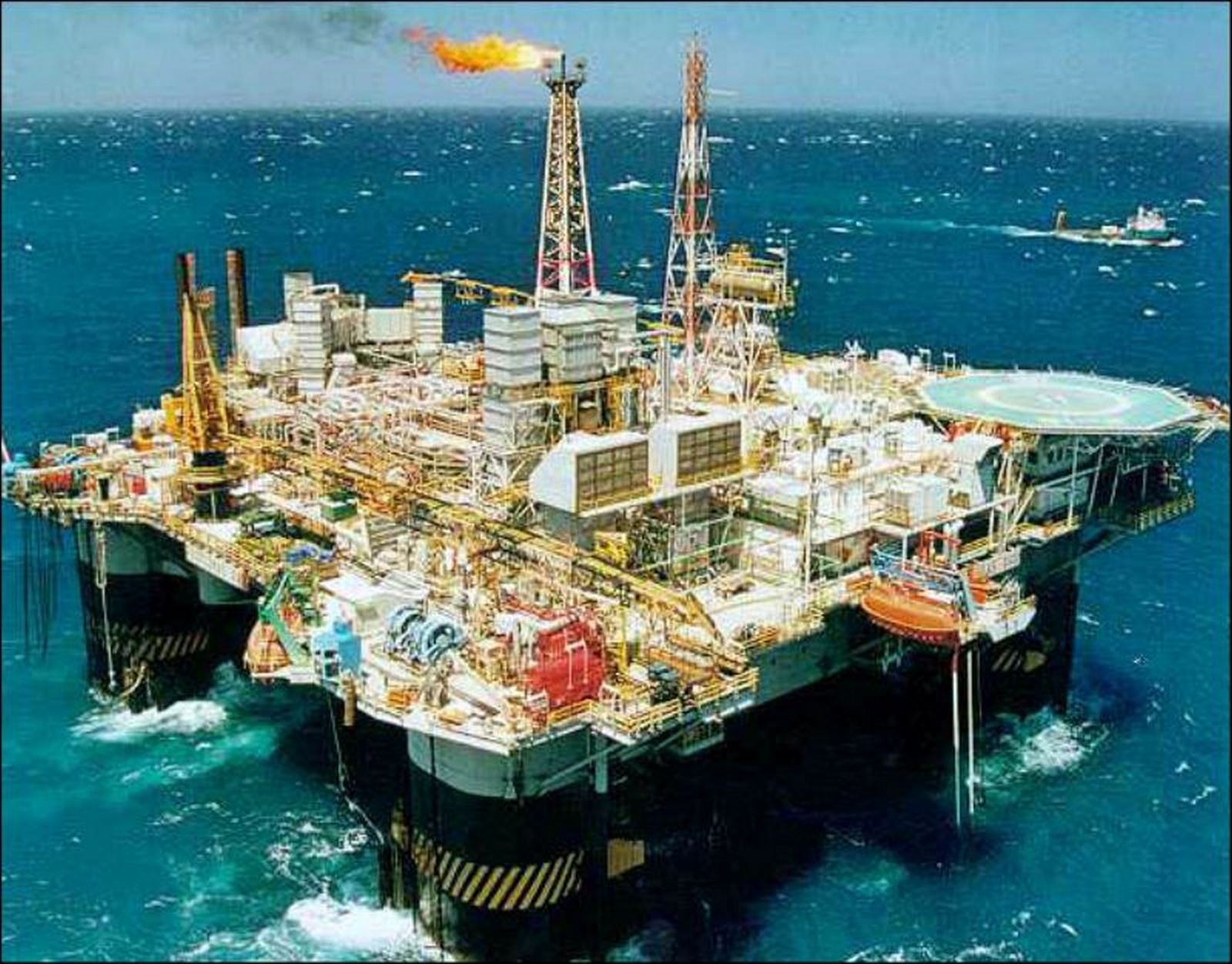 Буровые сша. Нефтяная платформа "Дропнер" 1995. Платформа Петрониус. Добыча нефти в Бразилии Petrobras. Морская платформа Сахалин.