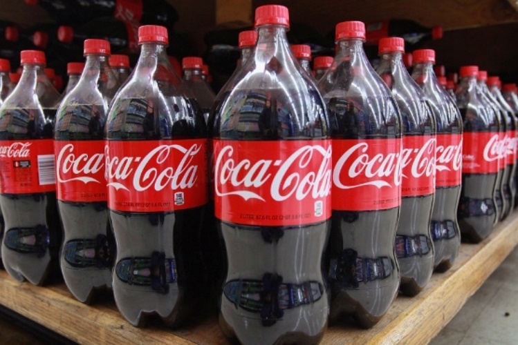 Azərbaycan şirkəti ilk dəfə olaraq «Coca-Cola» üçün - BUTULKA İSTEHSALINA BAŞLAYIB