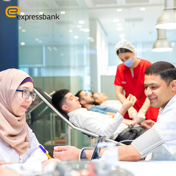 Expressbank qanvermə aksiyası keçirib