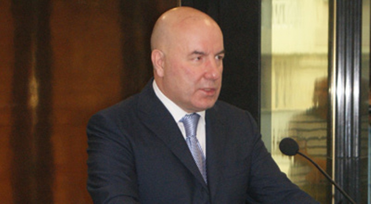  Elman Rüstəmov bank sektorunu qiymətləndirdi