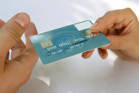 Saxta kredit kartı hazırlamaya görə cərimələr artırılıb