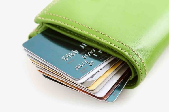 Kredit kartlarının sayı yenidən artıb