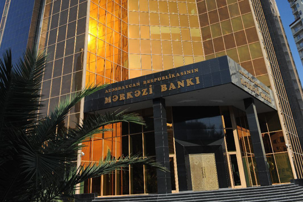 Azərbaycan Mərkəzi Bankının valyuta ehtiyatları azalıb