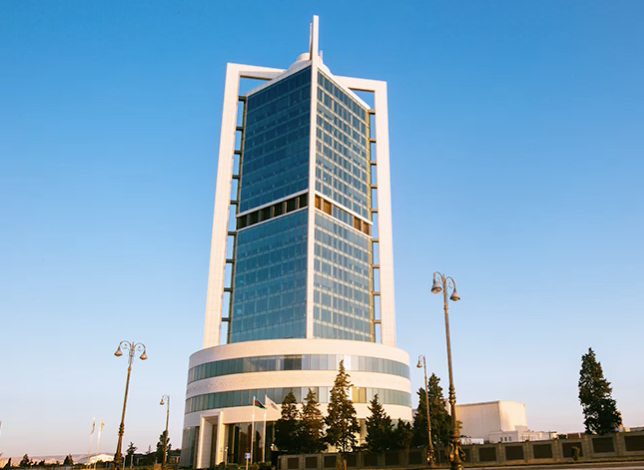 Neft Fondu bu il valyuta satışını 37% azaldıb