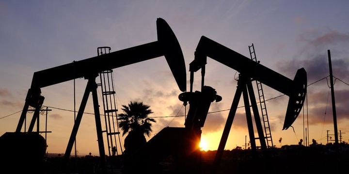 Neft, OPEC qeyri-müəyyənliyi ilə ucuzlaşır