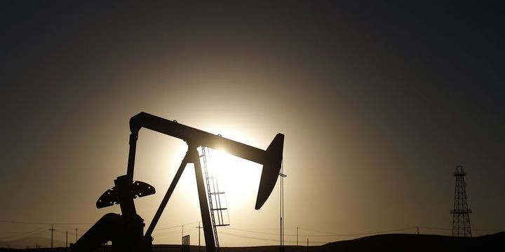 ABŞ-da xam neft ehtiyatlarının artması qiymətlərə təzyiq göstərir