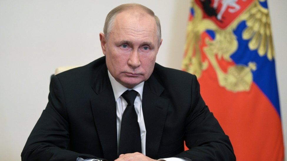 Putin rublun möhkəmlənməsinə kömək edən amillərdən danışıb