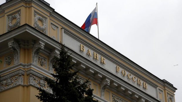 Rusiya Mərkəzi Bankı bu il ilk dəfə uçot dərəcəsini artırıb