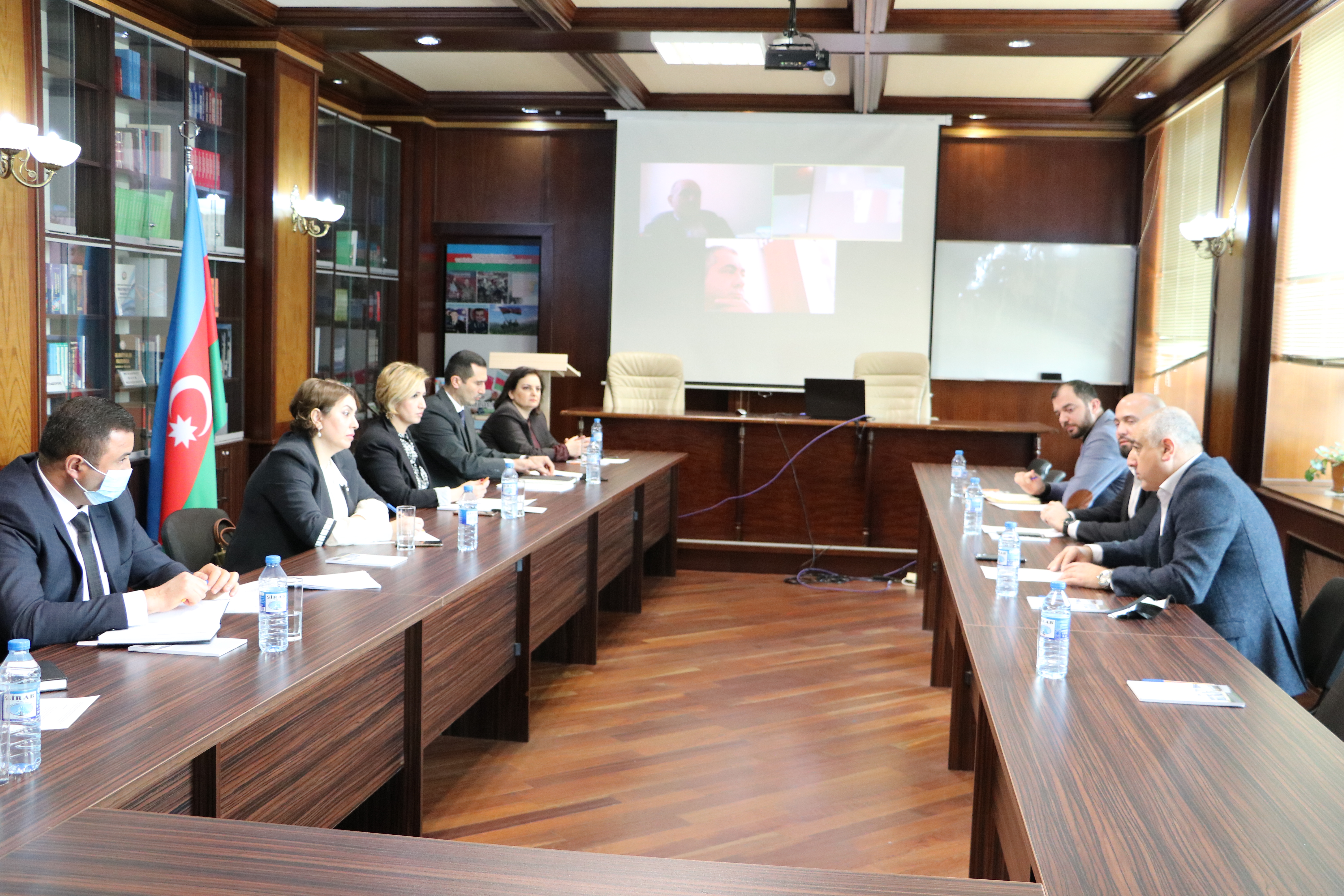 “DİM, Peşəkar Mühasib Təşkilatları və Dövlət Vergi Xidmətinin Tədris Mərkəzi  arasında görüş keçirildi”