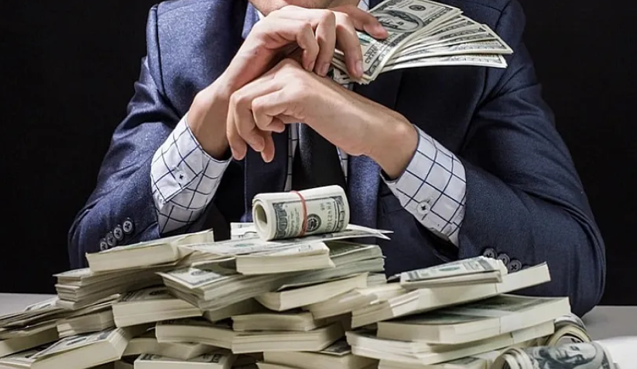 Dünyada dollar milyonçularının sayı artıb