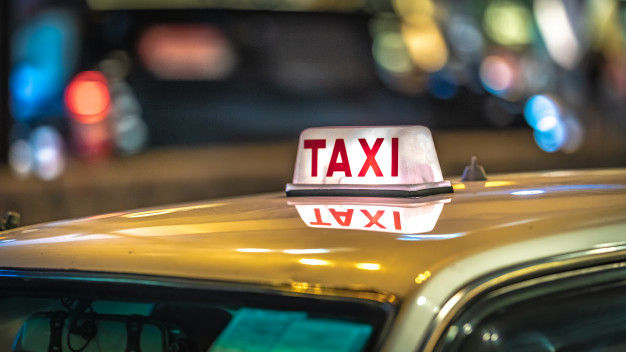 Taksi fəaliyyəti üzrə tariflərin müəyyənləşəcəyi vaxt açıqlandı
