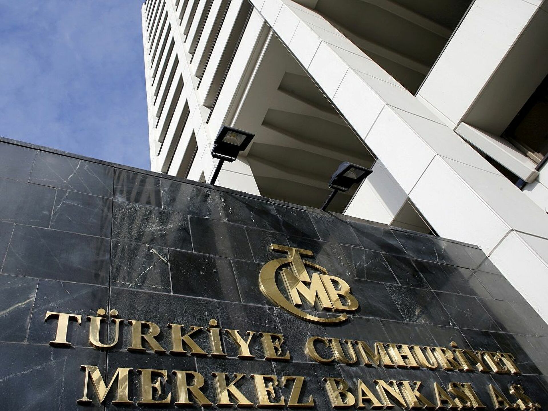 Türkiyə Respublikası Mərkəzi Bankı rekord zərər elan edib