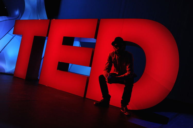 10 dəqiqədə beynimizi məşq etdirməyə kömək edən 5 TEDx çıxışı