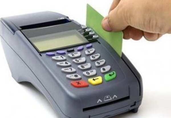 В Азербайджане увеличивается количество банкоматов и POS-терминалов