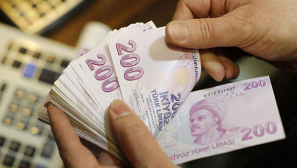 Türk lirəsi 13% devalvasiyaya uğrayıb