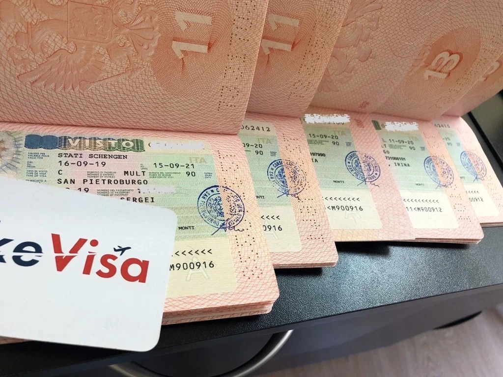 Aİ ilə Rusiya arasında sadələşdirilmiş viza rejimi ləğv edilib