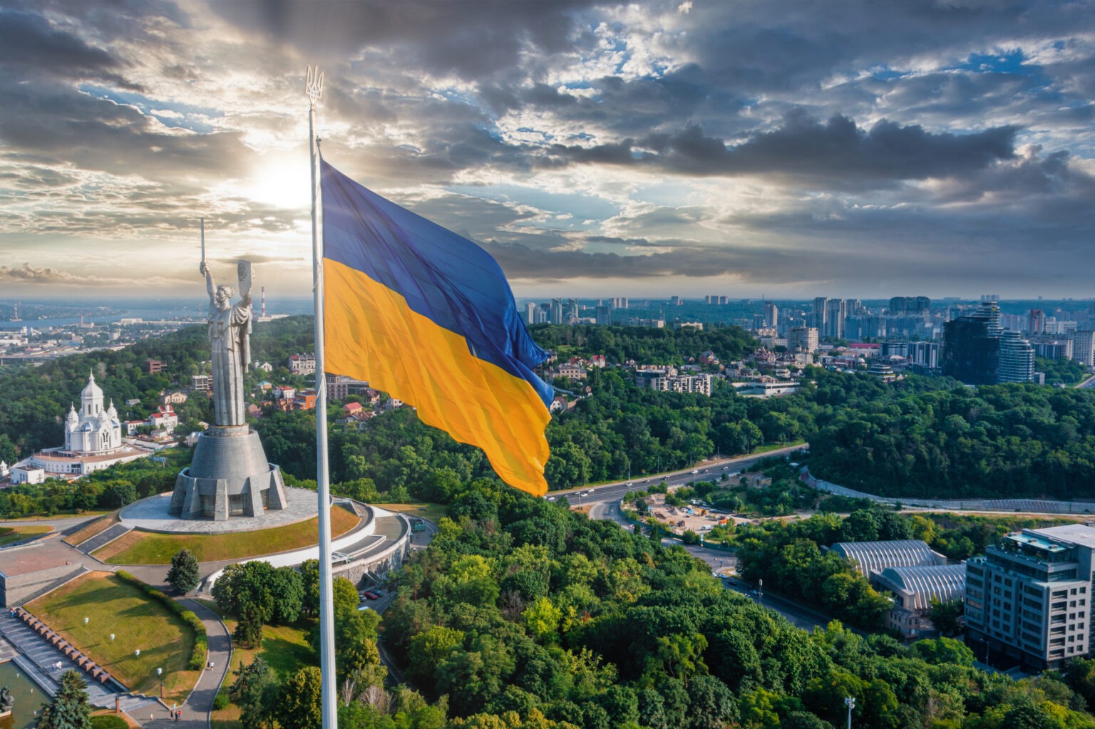 Ukraynaya borclarını qaytarmaqla bağlı güzəşt edilib